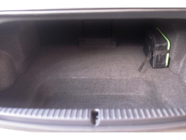 ＲＸ－８ スピリットＲ　ナビ　テレビ　Ｂｌｕｅｔｏｏｔｈ　ＥＴＣ　バックカメラ　禁煙車　前後ドライブレコーダー　レッドステッチ入りレザーシート　オートライト　オートワイパー　スピリットＲ専用レッドステッチ内装　シートヒーター（41枚目）