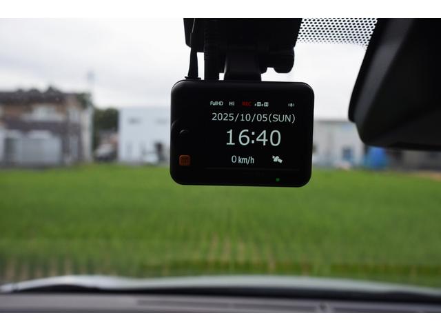 シエンタ 　車イス仕様車　助手席回転シート　スロープ　タイプ３　５名乗り　車いす使用時は１名＋３名乗車の計４人乗り　リアエアサスペンション　ナビ　ＴＶ　バックカメラ　衝突回避ブレーキ　パワースライドドア（29枚目）