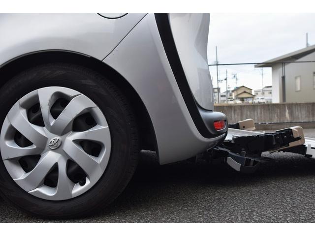 シエンタ 　車イス仕様車　助手席回転シート　スロープ　タイプ３　５名乗り　車いす使用時は１名＋３名乗車の計４人乗り　リアエアサスペンション　ナビ　ＴＶ　バックカメラ　衝突回避ブレーキ　パワースライドドア（39枚目）