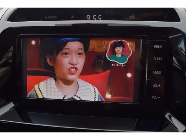 ランドクルーザー ＡＸ　ワンオーナー　サンルーフ　ルーフレール　ナビ　テレビ　Ｂｌｕｅｔｏｏｔｈ　バックカメラ　８人乗り　３列シート　禁煙車　ステアリングリモコン　ＨＩＤランプ　　木目調パネル　前後・左右独立オートエアコン（28枚目）
