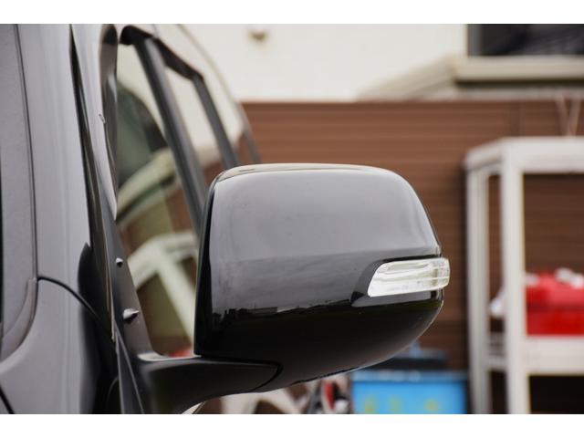 ランドクルーザー ＡＸ　ワンオーナー　サンルーフ　ルーフレール　ナビ　テレビ　Ｂｌｕｅｔｏｏｔｈ　バックカメラ　８人乗り　３列シート　禁煙車　ステアリングリモコン　ＨＩＤランプ　　木目調パネル　前後・左右独立オートエアコン（45枚目）
