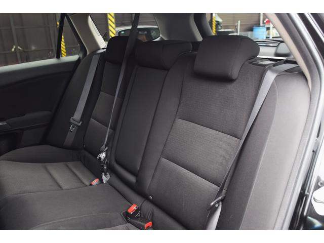 アコードツアラー ２０ＴＬ　スマートスタイルパッケージ　ナビ　テレビ　バックカメラ　ＥＴＣ　ＤＶＤビデオ　禁煙車　ステアリングリモコン　スマートキー　フォグライト　アルミホイール　パドルシフト　オートライト　クルーズコントロール　左右独立オートエアコン（12枚目）