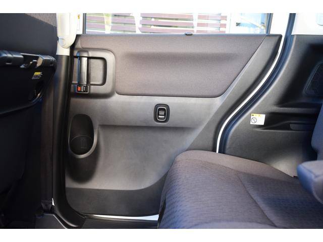 ソリオ ハイブリッドＭＺ　ブレーキサポート　禁煙車　ナビ　テレビ　両側パワースライドドア　Ｂｌｕｅｔｏｏｔｈ　ＥＴＣ　衝突被害軽減システム　誤発進抑制　車線逸脱抑制　ふらつき警報　先行車発進お知らせ　シートヒーター（52枚目）