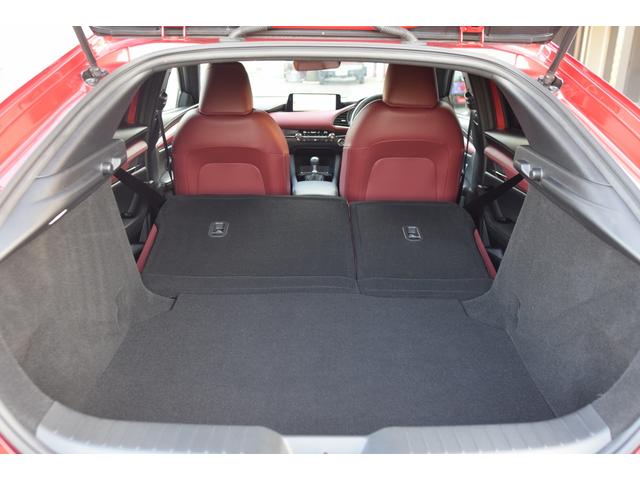MAZDA3ファストバック 20Sプロアクティブ ツーリングセレクション 10.25インチモニタ バーガンディレザーパッケージ BOSEサウンド ステアリングヒーター 禁煙車 ハイブリッド 360度モニター ワイヤレススマートフォン充電Qi ブレーキサポート シートヒーター(15枚目)