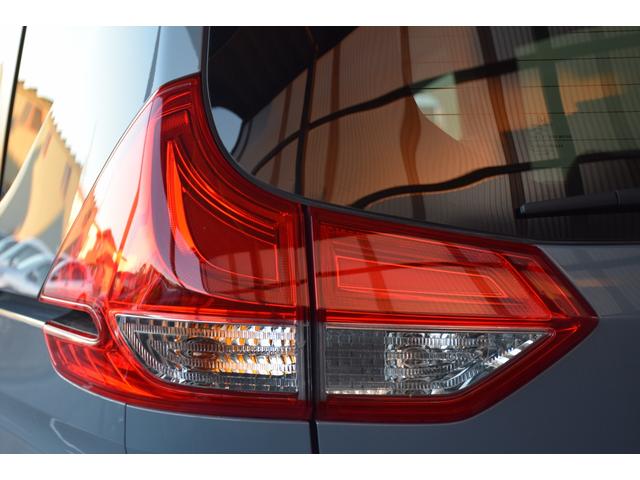 ＣＲＯＳＳＴＡＲ　ＢＬＡＣＫ　ＳＴＹＬＥ専用装備　ガンメタリアロアースポイラー＆リアロアーガーニッシュ　ブラックルーフレール