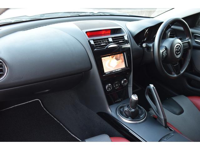 ＲＸ－８ スピリットＲ　ナビ　テレビ　Ｂｌｕｅｔｏｏｔｈ　ＥＴＣ　禁煙車　純正ＢＢＳブロンズホイール　純正赤／黒レカロシート　レッドブレーキキャリパー　ブラック加飾付きＨＩＤヘッドライト　純正ビルシュタインダンパー　記録簿（2枚目）