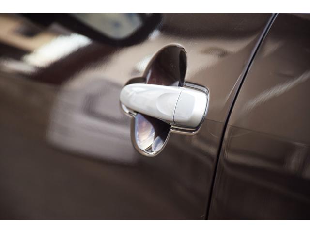 ミライース G ナビ テレビ ドライブレコーダー 禁煙車 オートエアコン アイドリングストップ 革巻きステアリング キーレス 純正フロアマット 純正ドアバイザー アルミホイール 記録簿 スペアキー(52枚目)