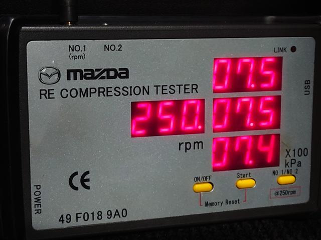 ＲＸ－８ タイプＧ　ナビＴＶ　ＥＴＣ　バックカメラ　ＳＰＩＲＩＴ　Ｒ用フロントバンパー・フロントスポイラー・サイドスポイラー　リヤスポイラー　禁煙車　オートライト　オートワイパー　オートエアコン　１８インチアルミホイール（30枚目）