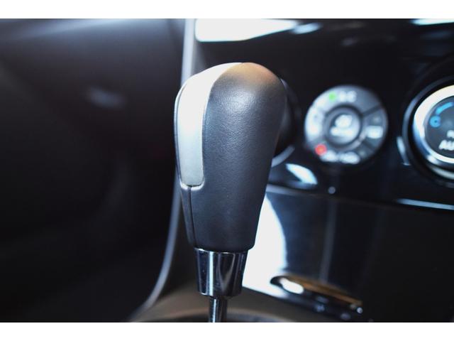 ＲＸ－８ タイプＧ　ナビＴＶ　ＥＴＣ　バックカメラ　ＳＰＩＲＩＴ　Ｒ用フロントバンパー・フロントスポイラー・サイドスポイラー　リヤスポイラー　禁煙車　オートライト　オートワイパー　オートエアコン　１８インチアルミホイール（50枚目）