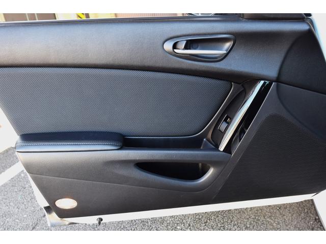 ＲＸ－８ タイプＧ　ナビＴＶ　ＥＴＣ　バックカメラ　ＳＰＩＲＩＴ　Ｒ用フロントバンパー・フロントスポイラー・サイドスポイラー　リヤスポイラー　禁煙車　オートライト　オートワイパー　オートエアコン　１８インチアルミホイール（54枚目）