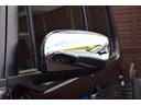 純正オプションのメッキドアミラーカバー付き電動格納・ヒーター付ドアミラー