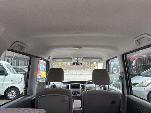 タント Ｘ　スライドドア　スマートキー　電動格納ミラー　ベンチシート　ＣＶＴ　盗難防止システム　ＡＢＳ　ＣＤ　ミュージックプレイヤー接続可　アルミホイール　衝突安全ボディ　エアコン　パワーステアリング（15枚目）