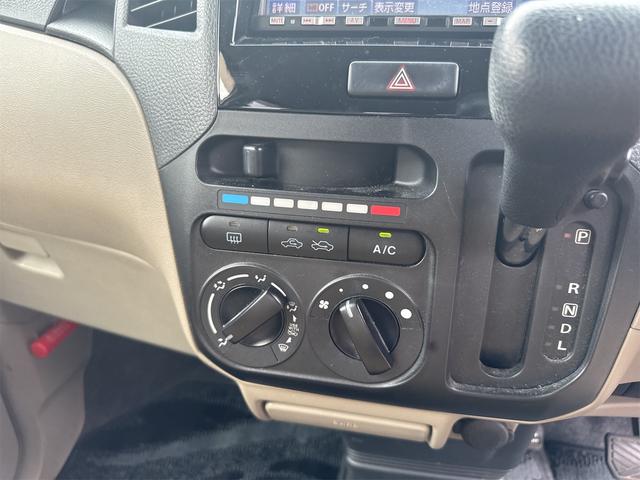 パレット Ｌ　両側スライドドア　ナビ　スマートキー　電動格納ミラー　ベンチシート　ＣＶＴ　盗難防止システム　ＡＢＳ　ＣＤ　衝突安全ボディ　エアコン　パワーステアリング　パワーウィンドウ（3枚目）