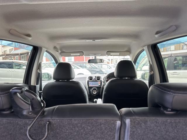 ノート メダリスト 全周囲カメラ TV スマートキー アイドリングストップ 電動格納ミラー CVT 盗難防止システム 衝突安全ボディ ABS CD ミュージックプレイヤー接続可 エアコン パワーステアリング(19枚目)