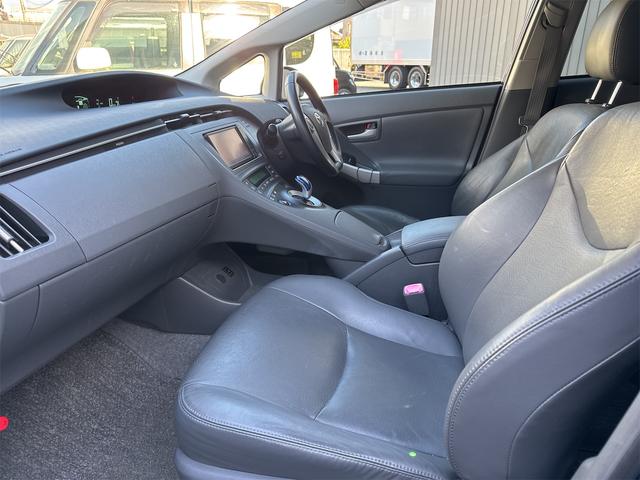 プリウス Gツーリングセレクションレザーパッケージ ETC バックカメラ ナビ TV オートクルーズコントロール 衝突被害軽減システム アルミホイール LEDヘッドランプ ヘッドライトウォッシャー スマートキー 電動格納ミラー CVT 盗難防止システム(23枚目)