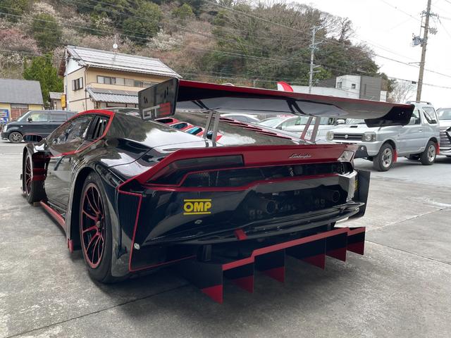 ウラカン 　ＧＴ３　レース専用車（13枚目）