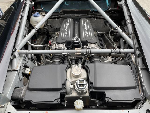ウラカン 　ウラカンＧＴ３　レース専用車　レース未使用車（15枚目）