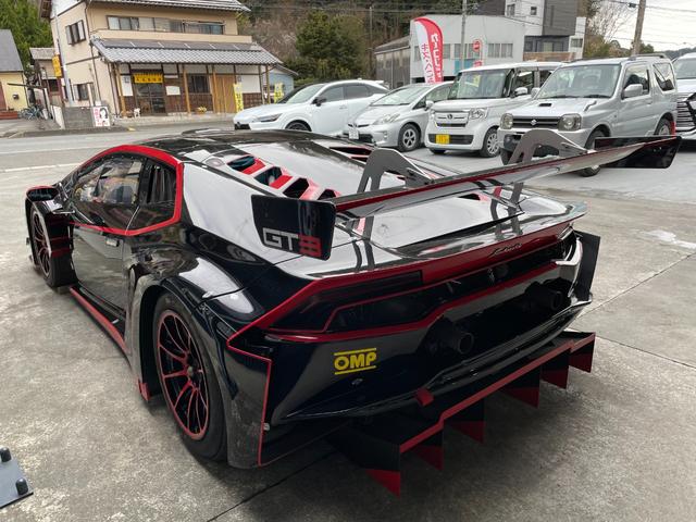 ウラカン 　ＧＴ３　レース専用車（28枚目）