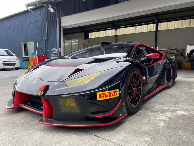ウラカン 　ウラカンＧＴ３　レース専用車　レース未使用車（35枚目）