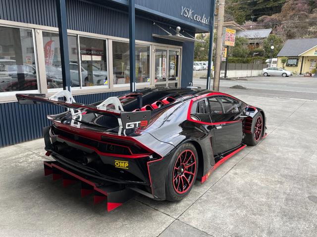 ウラカン 　ウラカンＧＴ３　レース専用車　レース未使用車（38枚目）
