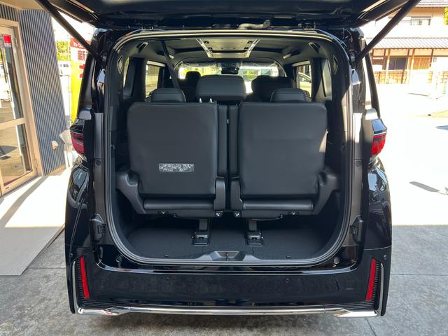 ヴェルファイアハイブリッド Ｚ　プレミア　★ワンオーナー★寒冷地仕様★純正ディスプレイオーディオ、ＴＶ★パノラミックビューモニター★リアシートエンターテインメントシステム★ＪＢＬサウンドシステム★デジタルインナーミラー★左右独立ムーンルーフ（11枚目）