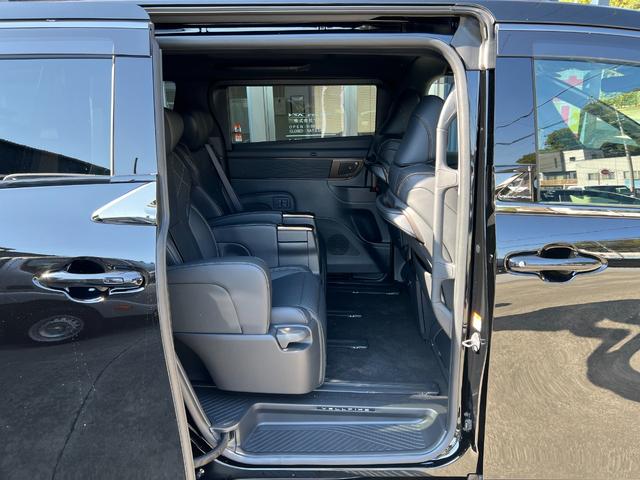 ヴェルファイアハイブリッド Ｚ　プレミア　★ワンオーナー★寒冷地仕様★純正ディスプレイオーディオ、ＴＶ★パノラミックビューモニター★リアシートエンターテインメントシステム★ＪＢＬサウンドシステム★デジタルインナーミラー★左右独立ムーンルーフ（23枚目）