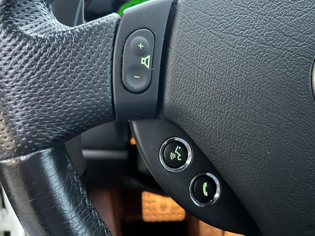 グランカブリオ スポーツ ★グランカブリオ スポーツ★カーボンファイバーインテリアパネル★フロントパークセンサー★ブラックレザーシート★エレクトリックパーキングブレーキ★クルーズコントロール★純正AW20インチ★キーレス(31枚目)