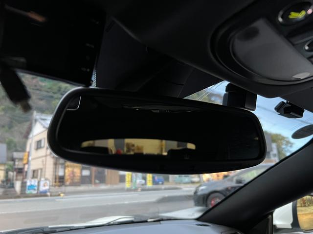 グランカブリオ スポーツ ★グランカブリオ スポーツ★カーボンファイバーインテリアパネル★フロントパークセンサー★ブラックレザーシート★エレクトリックパーキングブレーキ★クルーズコントロール★純正AW20インチ★キーレス(44枚目)