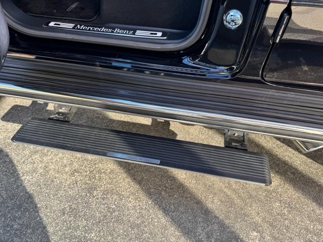 Ｇクラス Ｇ３５０ｄ　★Ｇ３５０ｄ★ＡＭＧライン★スライディングルーフ★ブラバスフロントスポイラー★アダプティブダンピングシステム★純正２１ＡＷ★電動サイドステップ★ブルメスタサラウンドシステム★純正ナビ地デジ（20枚目）