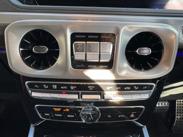 Ｇクラス Ｇ３５０ｄ　★Ｇ３５０ｄ★ＡＭＧライン★スライディングルーフ★ブラバスフロントスポイラー★アダプティブダンピングシステム★純正２１ＡＷ★電動サイドステップ★ブルメスタサラウンドシステム★純正ナビ地デジ（27枚目）