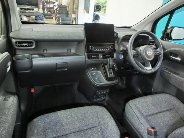 シエンタ ハイブリッドＺ　ハイブリッド　安全装備　衝突被害軽減システム　横滑り防止機能　ＡＢＳ　エアバッグ　オートクルーズコントロール　盗難防止装置　バックカメラ　ＥＴＣ　ドラレコ　ミュージックプレイヤー接続可　スマートキー（12枚目）