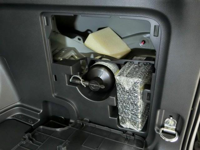 シエンタ ハイブリッドＺ　ハイブリッド　安全装備　衝突被害軽減システム　横滑り防止機能　ＡＢＳ　エアバッグ　オートクルーズコントロール　盗難防止装置　バックカメラ　ＥＴＣ　ドラレコ　ミュージックプレイヤー接続可　スマートキー（37枚目）