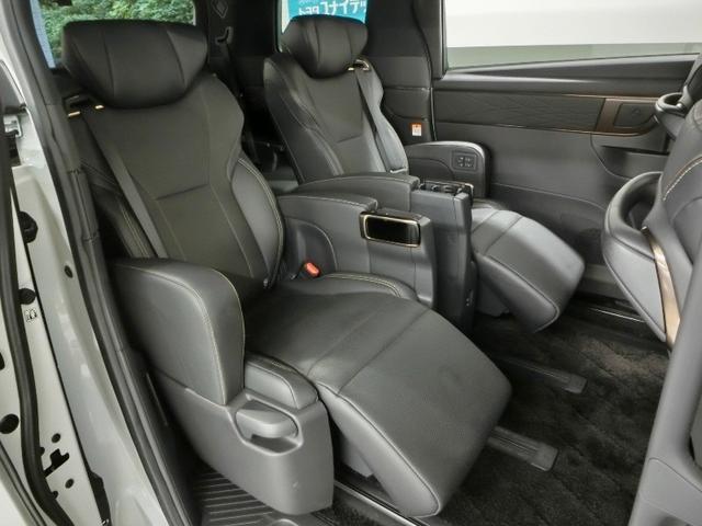 アルファード Z ワンオーナー 電動シート 安全装備 衝突被害軽減システム 横滑り防止機能 ABS エアバッグ オートクルーズコントロール 盗難防止装置 バックカメラ ETC ドラレコ ミュージックプレイヤー接続可(14枚目)