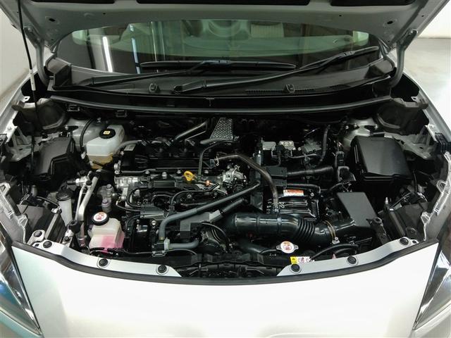 ヤリスクロス ハイブリッドＺ　ハイブリッド　ワンオーナー　電動シート　安全装備　衝突被害軽減システム　横滑り防止機能　ＡＢＳ　エアバッグ　オートクルーズコントロール　盗難防止装置　バックカメラ　ＥＴＣ　ドラレコ　スマートキー（8枚目）