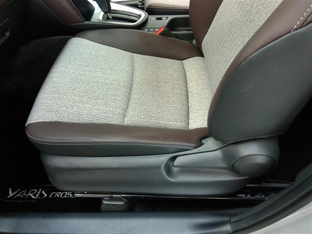 ヤリスクロス ハイブリッドＺ　ハイブリッド　ワンオーナー　電動シート　安全装備　衝突被害軽減システム　横滑り防止機能　ＡＢＳ　エアバッグ　オートクルーズコントロール　盗難防止装置　バックカメラ　ＥＴＣ　ドラレコ　スマートキー（15枚目）