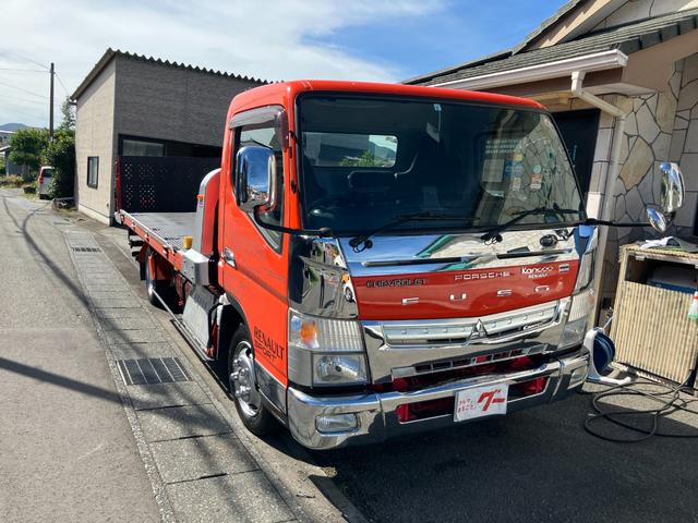キャンター 　積載車セルフローダー　極東フラトップＺＥＲＯ－ＩＩ　８ｃｈリモコン　３．０Ｄターボ　　　車線逸脱警報装置　２．３ｔ積み　油圧ゲート　　外装カスタム（3枚目）