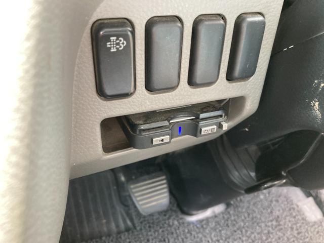 キャンター 　積載車セルフローダー　極東フラトップＺＥＲＯ－ＩＩ　８ｃｈリモコン　３．０Ｄターボ　　　車線逸脱警報装置　２．３ｔ積み　油圧ゲート　　外装カスタム（9枚目）