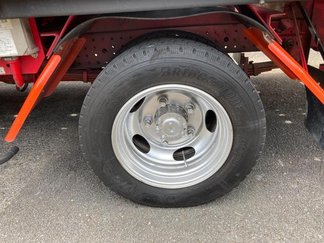 キャンター 　積載車セルフローダー　極東フラトップＺＥＲＯ－ＩＩ　８ｃｈリモコン　３．０Ｄターボ　　　車線逸脱警報装置　２．３ｔ積み　油圧ゲート　　外装カスタム（38枚目）
