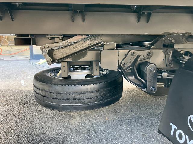 トヨエース トヨタディーラー使用車 3t積 積載車 修復歴なし 車検8年10月 6MT エアコン パワステ パワーウィンドウ エアバック ラジコン ユニック NEO5 4.0ディーゼルターボ(27枚目)