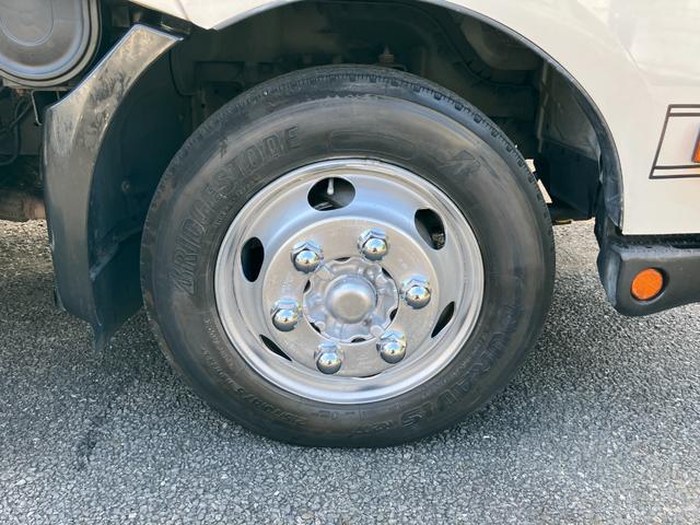 トヨエース トヨタディーラー使用車 3t積 積載車 修復歴なし 車検8年10月 6MT エアコン パワステ パワーウィンドウ エアバック ラジコン ユニック NEO5 4.0ディーゼルターボ(28枚目)