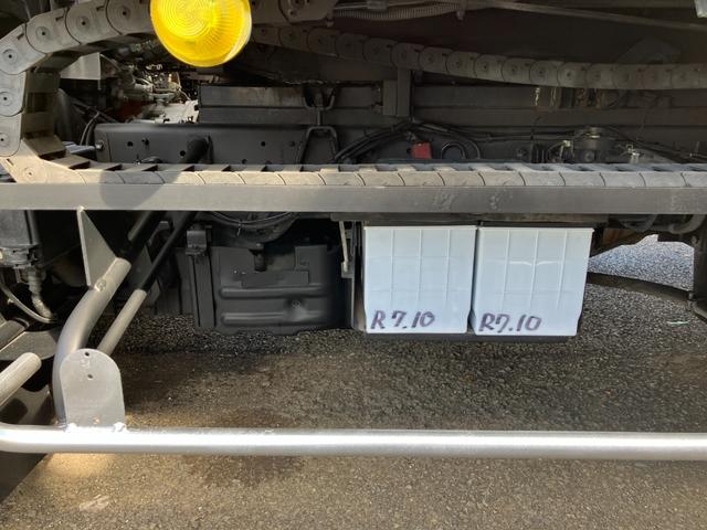 トヨエース トヨタディーラー使用車 3t積 積載車 修復歴なし 車検8年10月 6MT エアコン パワステ パワーウィンドウ エアバック ラジコン ユニック NEO5 4.0ディーゼルターボ(30枚目)