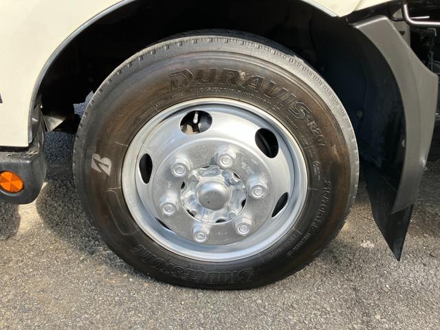 トヨエース トヨタディーラー使用車 3t積 積載車 修復歴なし 車検8年10月 6MT エアコン パワステ パワーウィンドウ エアバック ラジコン ユニック NEO5 4.0ディーゼルターボ(50枚目)