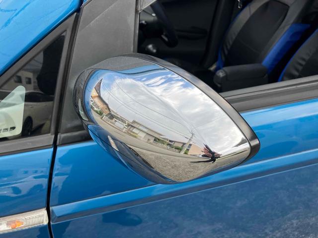 Ｒ２ Ｓ　スーパーチャージャー　ＥＴＣ　ナビ　キーレスエントリー　電動格納ミラー　ＣＶＴ　ＡＢＳ　Ｂｌｕｅｔｏｏｔｈ　アルミホイール　衝突安全ボディ　エアコン　パワーステアリング　パワーウィンドウ（22枚目）