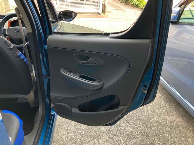 Ｒ２ Ｓ　スーパーチャージャー　ＥＴＣ　ナビ　キーレスエントリー　電動格納ミラー　ＣＶＴ　ＡＢＳ　Ｂｌｕｅｔｏｏｔｈ　アルミホイール　衝突安全ボディ　エアコン　パワーステアリング　パワーウィンドウ（32枚目）