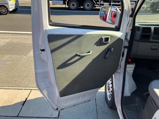 ミニキャブトラック ＶＸ－ＳＥ　軽トラック　ＭＴ　エアコン（10枚目）