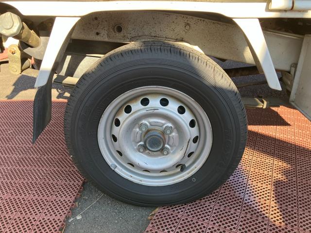 ミニキャブトラック ＶＸ－ＳＥ　軽トラック　ＭＴ　エアコン（28枚目）