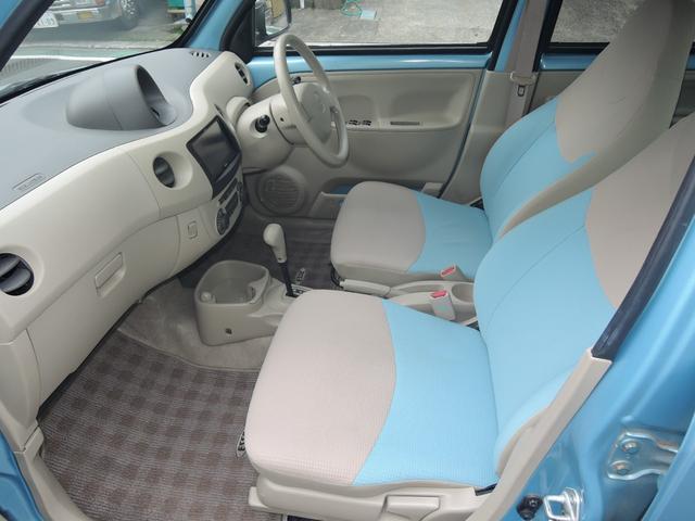 エッセ Ｘ　修復歴なし　走行６．８万キロ　車検７年１１月　禁煙車　キーレス　エアコン　パワステ　パワーウィンドウ　ナビ　ＴＶ　運転席　助手席エアバック　盗難防止（11枚目）