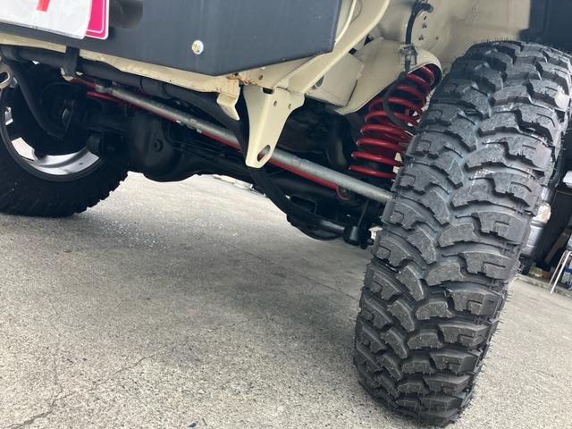 ジムニー XC リフトアップ マッドタイヤ アルミホイール オールペイント 社外テール 社外バンパー 5速マニュアル 4WD ターボ 5MT(5枚目)