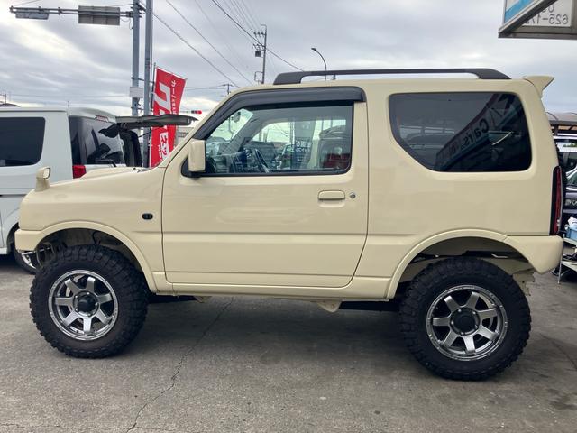 ジムニー XC リフトアップ マッドタイヤ アルミホイール オールペイント 社外テール 社外バンパー 5速マニュアル 4WD ターボ 5MT(8枚目)