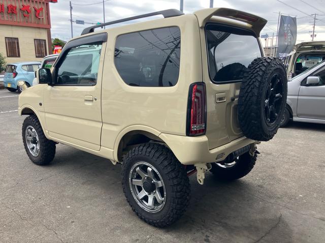 ジムニー XC リフトアップ マッドタイヤ アルミホイール オールペイント 社外テール 社外バンパー 5速マニュアル 4WD ターボ 5MT(9枚目)